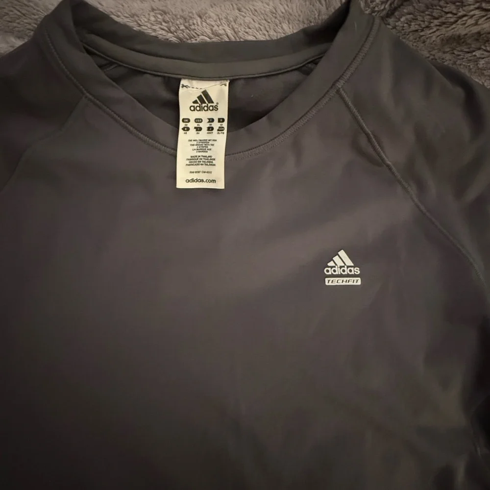 Adidas Men’s Gray Climalite Long Sleeve Shirt